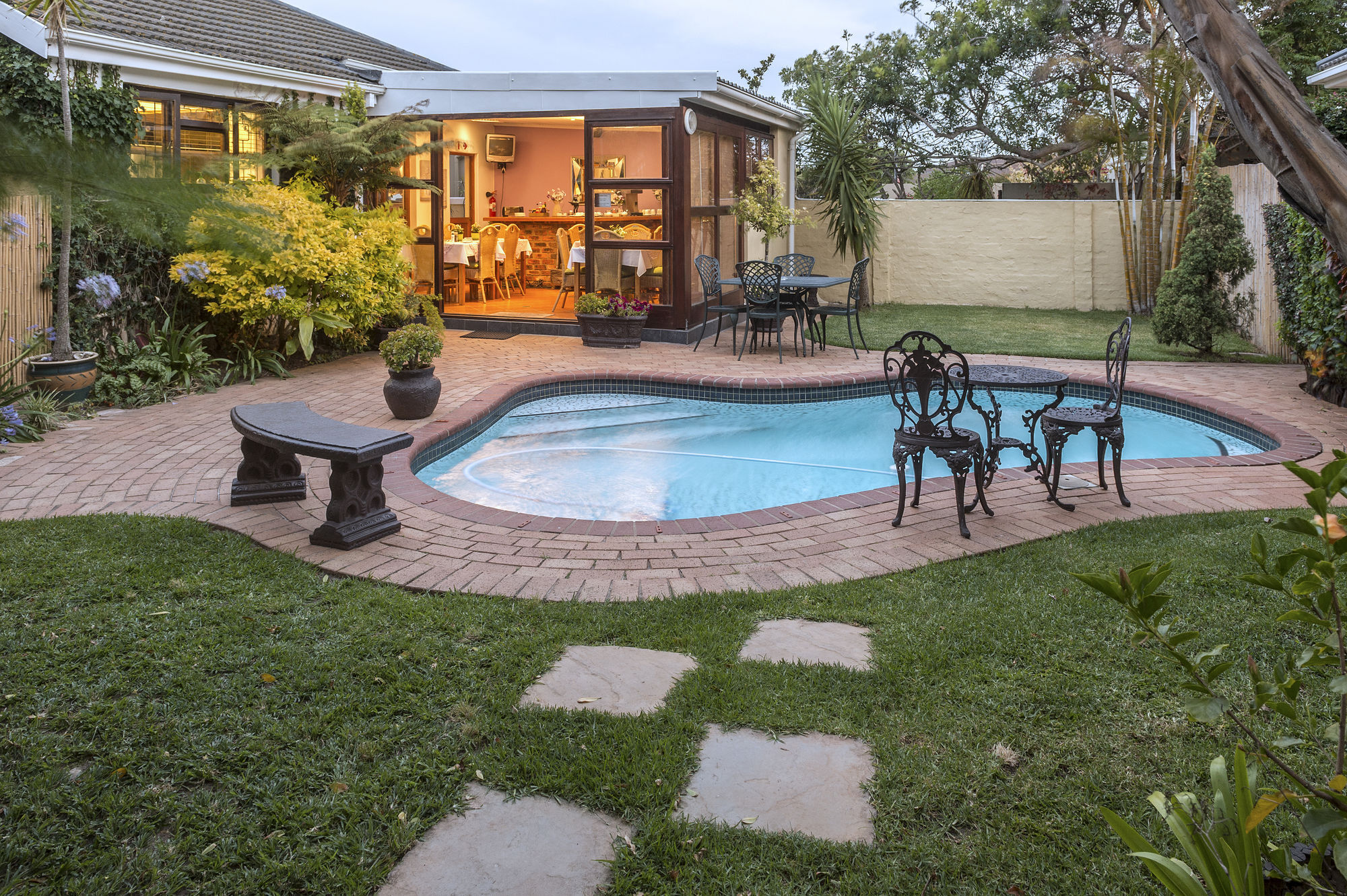 Algoa Guest House Summerstrand 포트엘리자베스 외부 사진